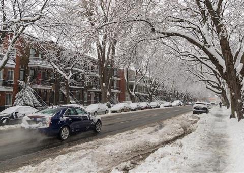 魁北克因降雪可能面临的8项高额驾车罚款