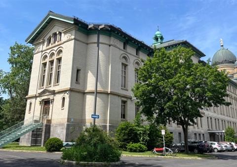 英语CEGEP要求魁北克政府扩大第96号法案对原住民学生的豁免范围