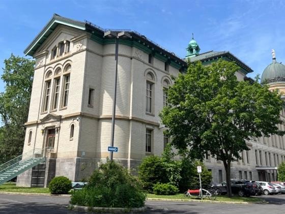 英语CEGEP要求魁北克政府扩大第96号法案对原住民学生的豁免范围