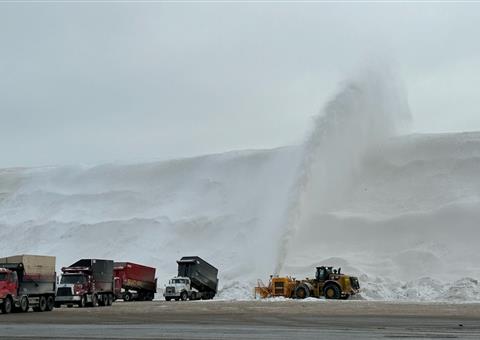 蒙特利尔积雪清理进展缓慢 或需10天才能彻底恢复