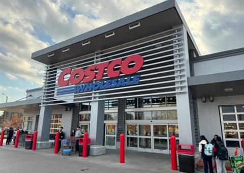 购物车受扣顾客被赶出Costco店，引发争议
