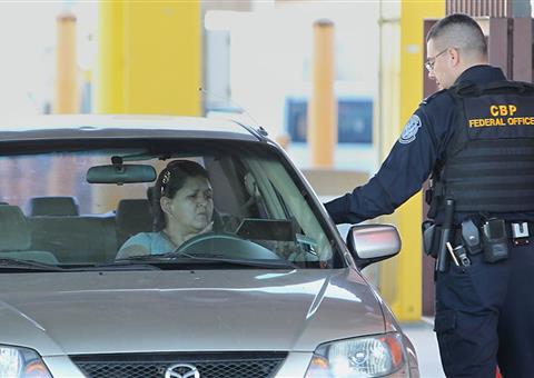 美国边境将对加拿大旅客拍照——出行前必读要点