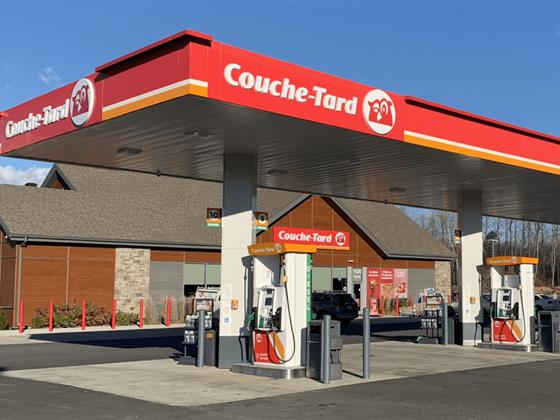 Couche-Tard 推出“Fuel Your Summer”抽奖活动：加油有机会赢取200张面值 $450 礼品卡