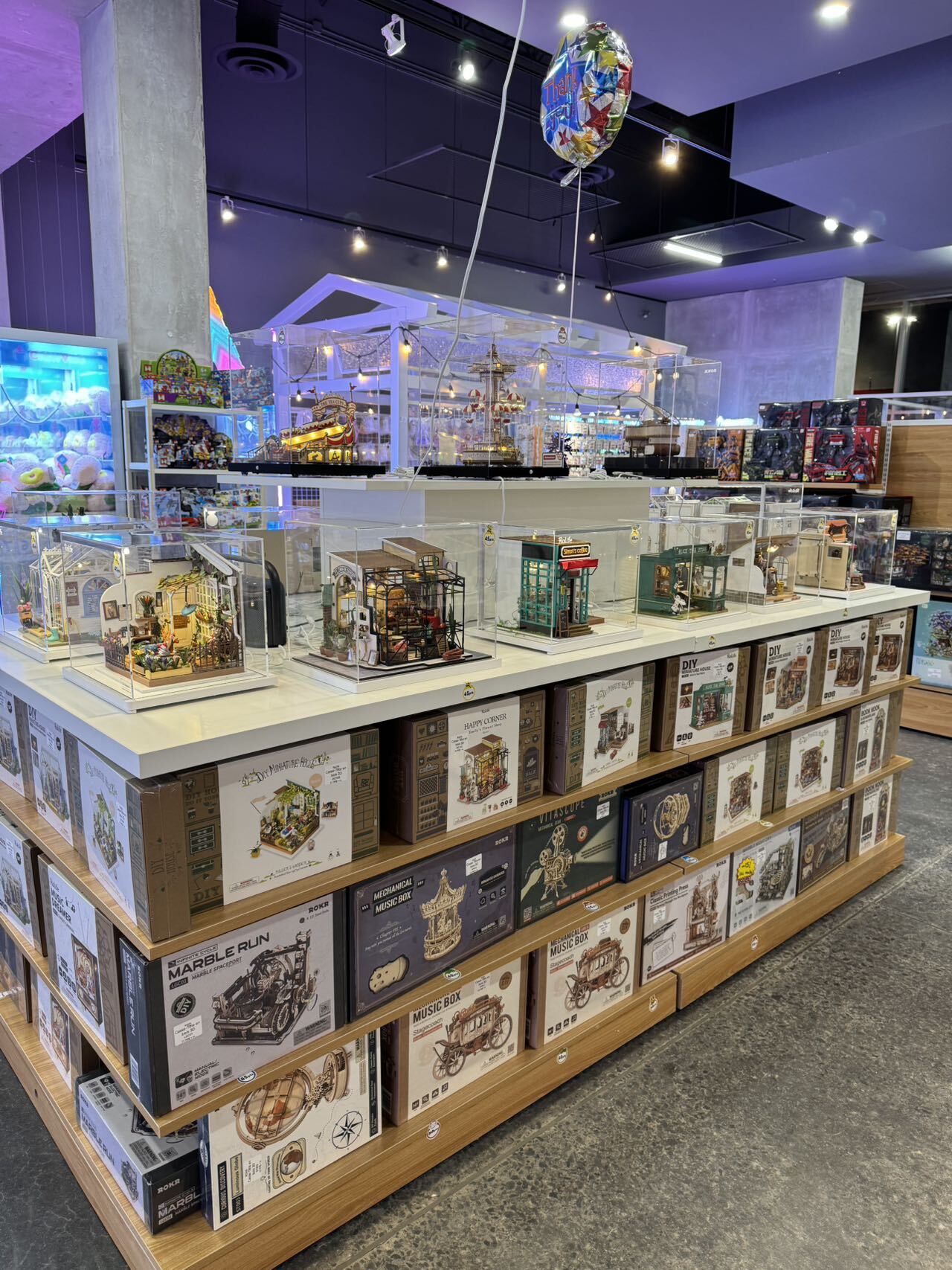 kkl电影院附近---kawaii boutique（Kirkland）精品礼品娃娃机店