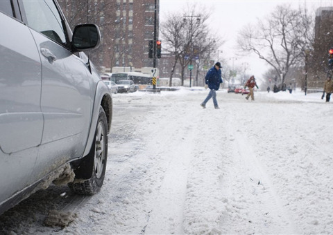 魁北克冬季轮胎截止日期临近，部分司机或可无需更换