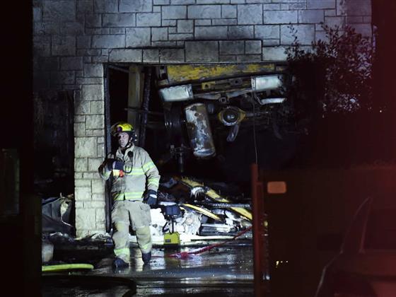 家庭聚会变噩梦：蒙特利尔一家庭后院爆炸，8人受重伤